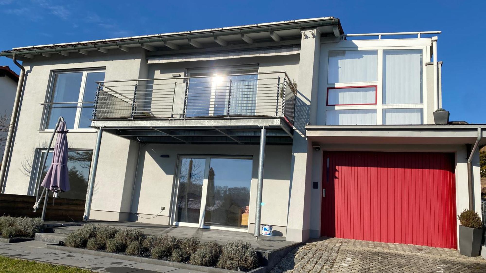 Luxus-Ferienhaus: Geräumige Wohnung mit Balkon und Garten nahe Regensburg Laaber Exterior photo